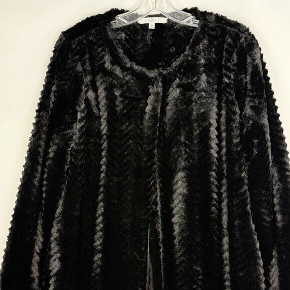 Women’s Fever Faux Fur Collared Black Lined Side Pockets Small Jacket - Picture 10 of 16